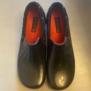 Woman’s Sperry shoes size 9 like new